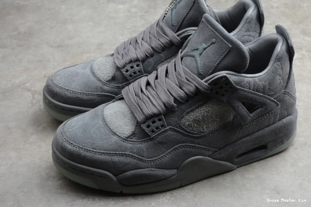 Cool x KAWS 930155-003 4 Air Jordan Grey 0801